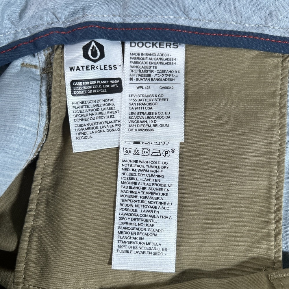NWT Dockers Shorts Men's 40 Ultimate Supreme Flex 9" Khaki Chinos Stretch Casual - Picture 7 of 10